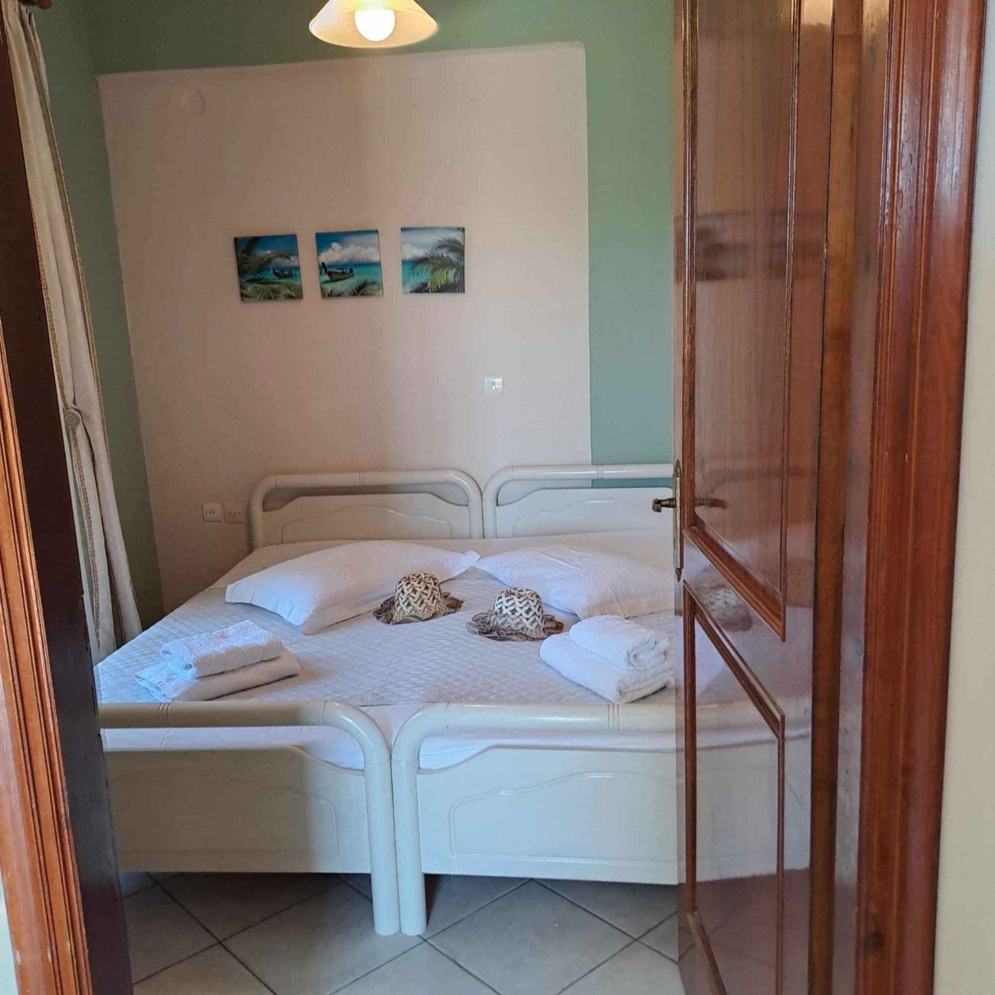 Lefkada Nikiana Two Bedroom Apartment Esterno foto