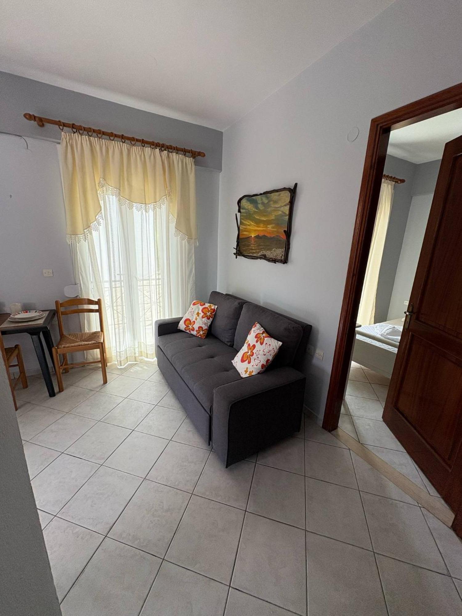 Lefkada Nikiana Two Bedroom Apartment Esterno foto
